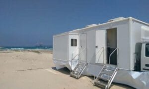 קרון VIP ע"ג משאית